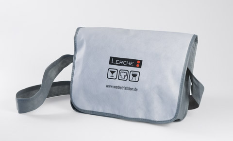 Bedruckte Notebooktasche, Businesstasche und Freizeittasche in einem - mit praktischem Schultergurt